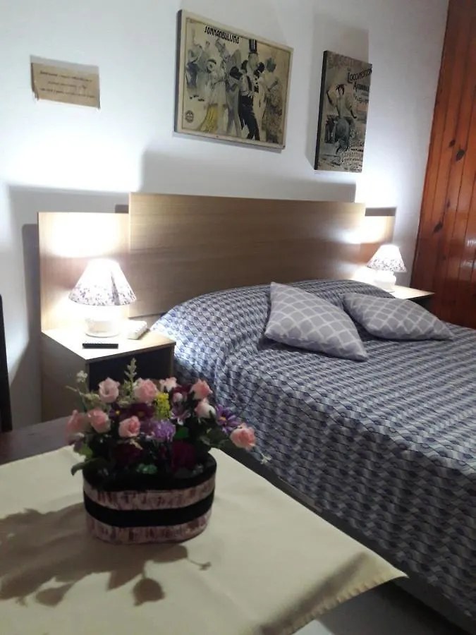Guest house A Guesthouse In The Blue Forest Campos do Jordao